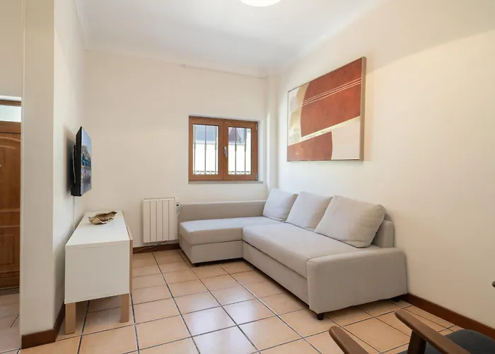 Host Wise - Spacious Duplex House - Jacuzzi & Terrace Σπίτι διακοπών Πόρτο