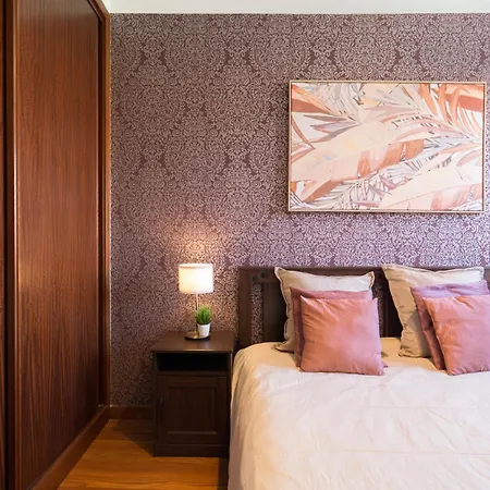 Сasa de vacaciones Host Wise - Spacious Duplex House - Jacuzzi & Terrace Oporto