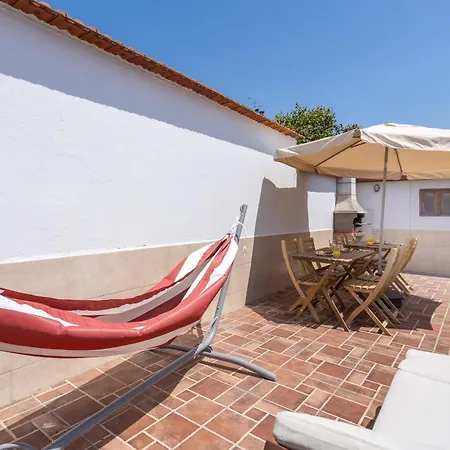 Host Wise - Spacious Duplex House - Jacuzzi & Terrace פורטו