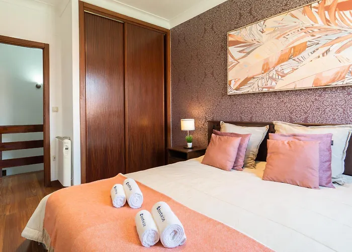 بيت للعطل Host Wise - Spacious Duplex House - Jacuzzi & Terrace بورتو