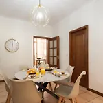 Σπίτι διακοπών Host Wise - Spacious Duplex House - Jacuzzi & Terrace Πόρτο