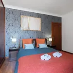 Host Wise - Spacious Duplex House - Jacuzzi & Terrace